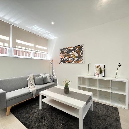 Acogedor Infanta Mercedes Apartman Madrid Kültér fotó