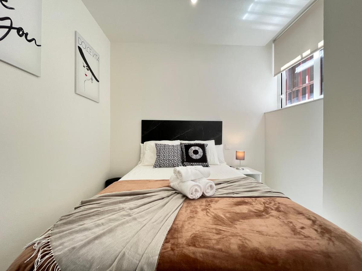 Acogedor Infanta Mercedes Apartman Madrid Kültér fotó