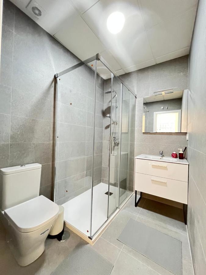 Acogedor Infanta Mercedes Apartman Madrid Kültér fotó
