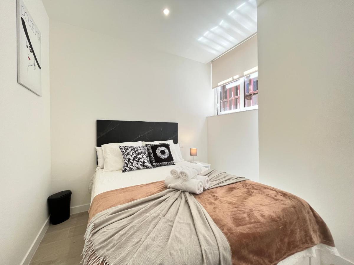 Acogedor Infanta Mercedes Apartman Madrid Kültér fotó