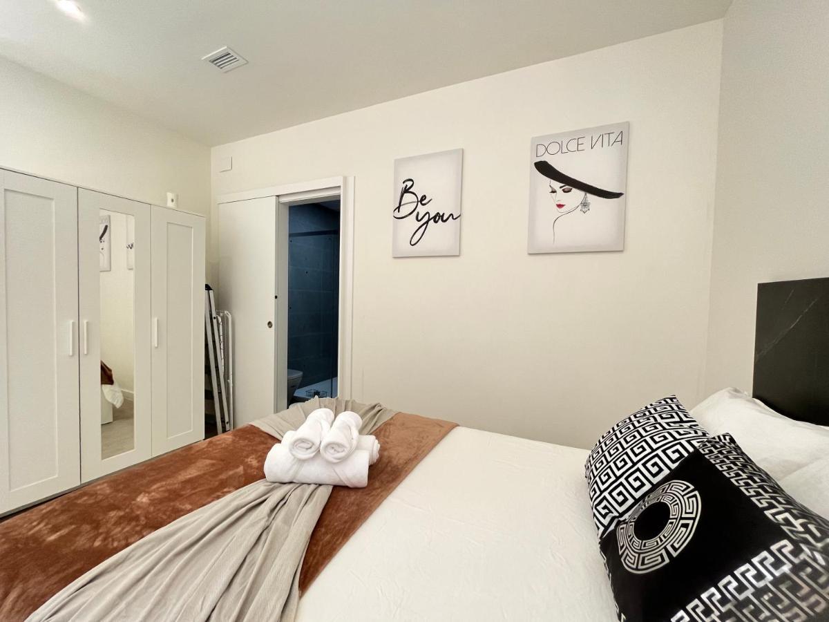 Acogedor Infanta Mercedes Apartman Madrid Kültér fotó